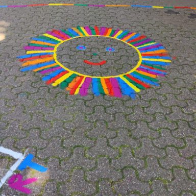 Bei uns scheint die Sonne